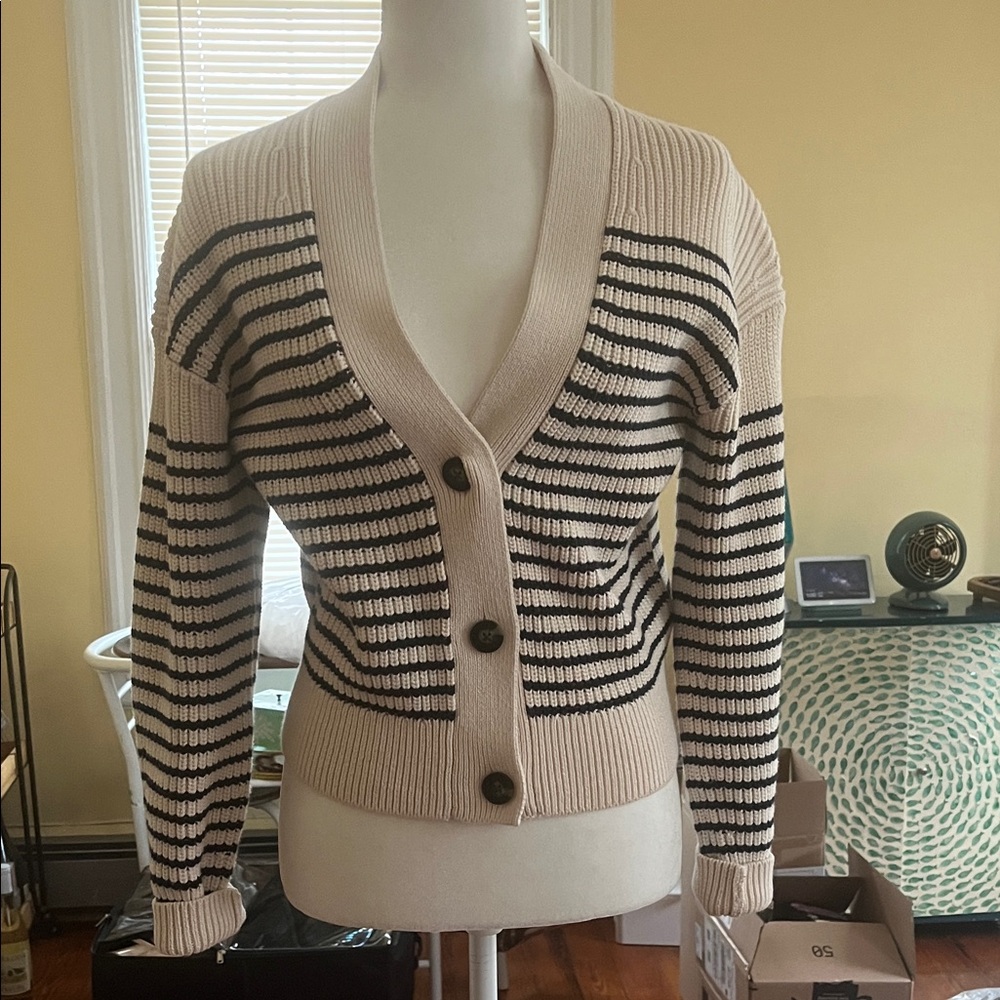 Everlane Women’s Button-Front Cardigan Sweater (worn once)